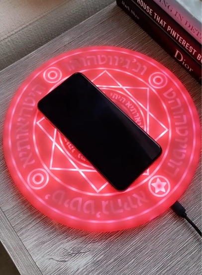 Magic Array Wireless Charger